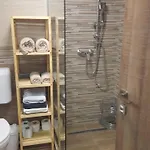 아파트 Gyoengyvirag *