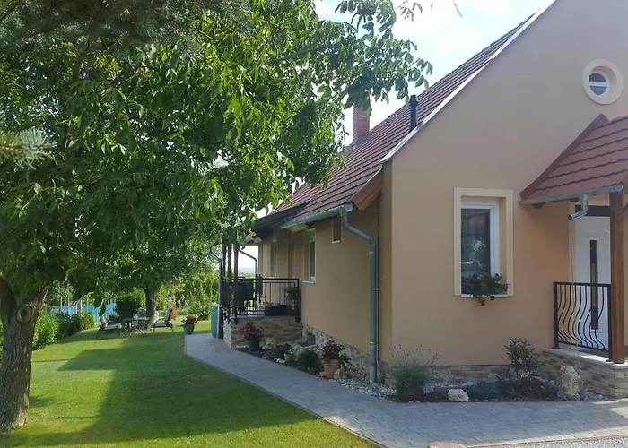 Gyoengyvirag Keszthely